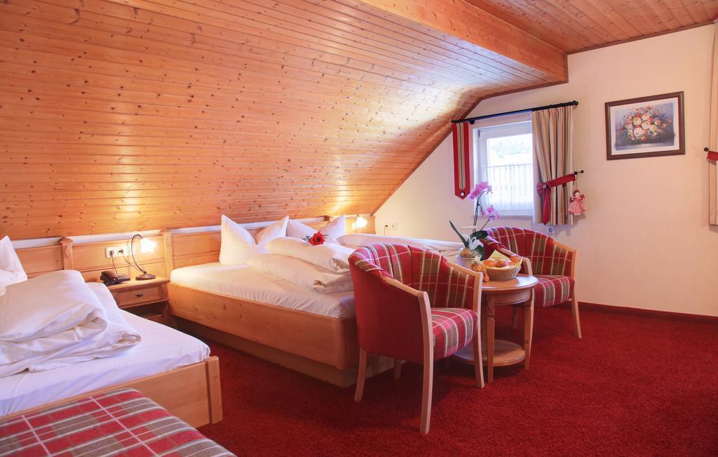 Landhotel Zur Gruenen Kutte Bernshausen Cameră foto